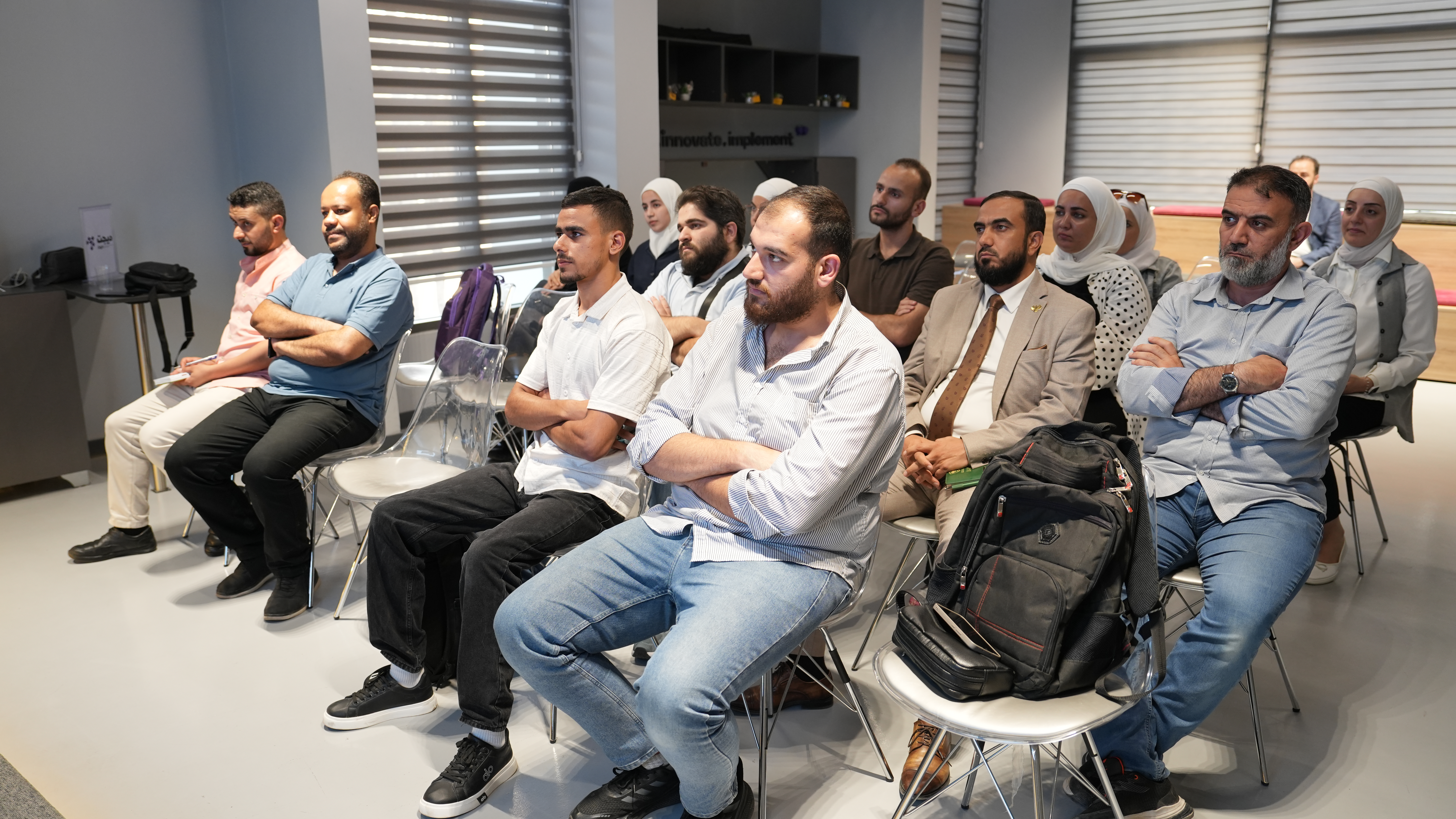 محاضرة بناء النماذج الأولية باستخدام الذكاء الاصطناعي ضمن برنامج AI Launch Lab